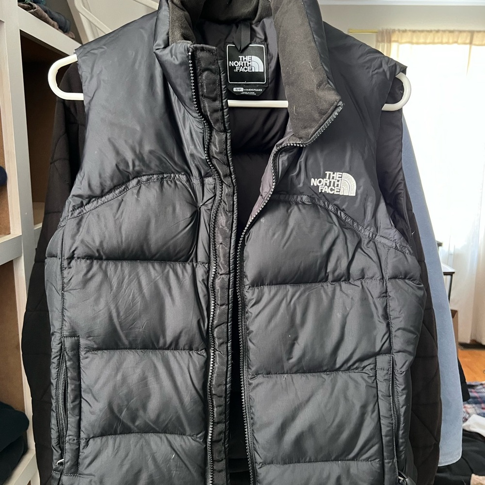 The North Face Men's Black Puffer Vest